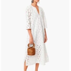 Tuckernuck Jamie Dress with V-Neck and 3/4 Sleeves